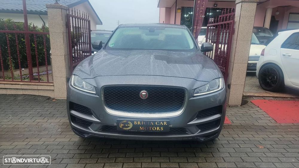 Jaguar F-Pace