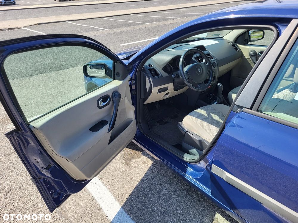 Renault Megane 1.5 dCi Pack Authentique - 9