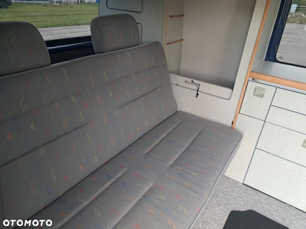 Volkswagen Transporter - 31