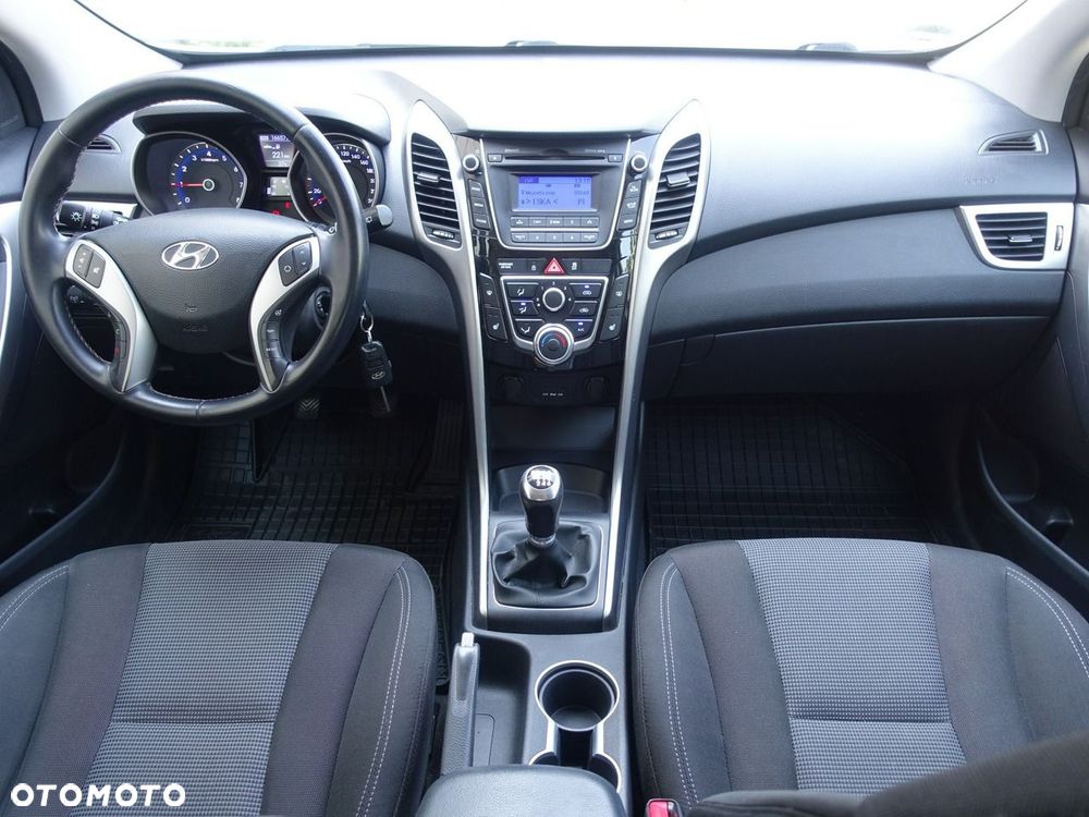 Hyundai i30 - 19