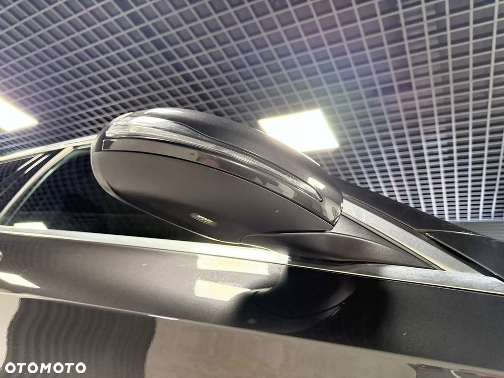 Mercedes-Benz Klasa C 300 de 9G-TRONIC Exclusive - 19