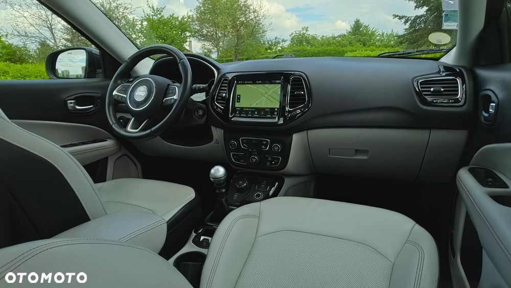 Jeep Compass 2.0 MultiJet Active Drive Limited - 18