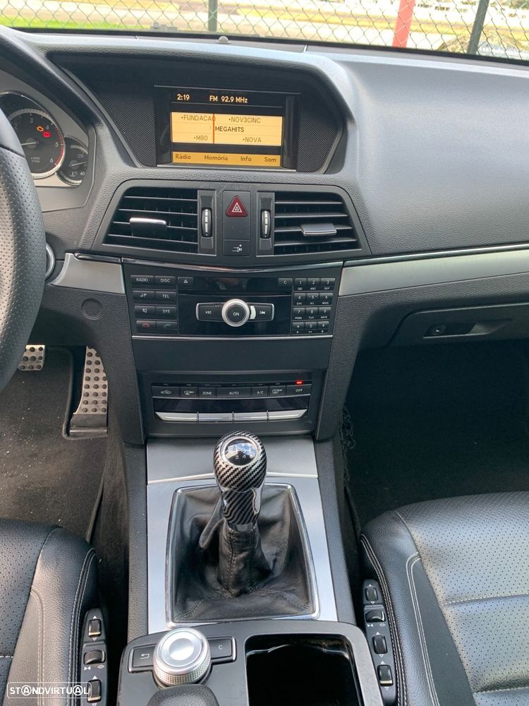 Mercedes-Benz E 220 CDi Avantgarde BlueEfficiency - 32