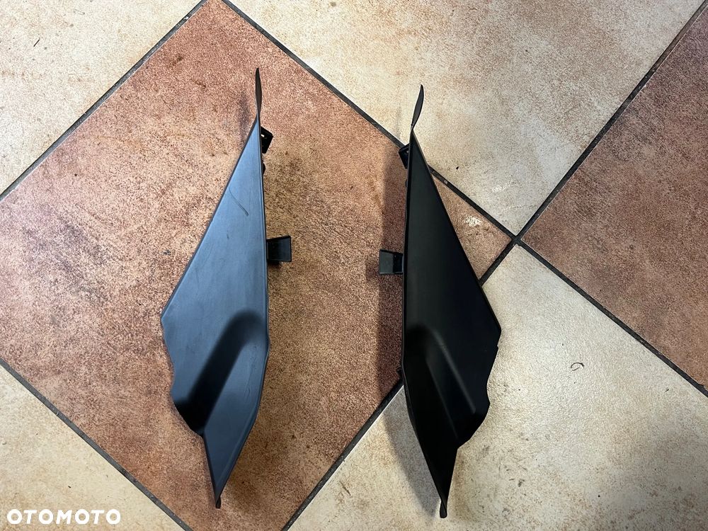 ZAKOŃCZENIE NAROŻNIK PODSZYBIA PRAWY LEWY CITROEN DS3 CROSSBACK 2020 ROK 9820794080 9820794180