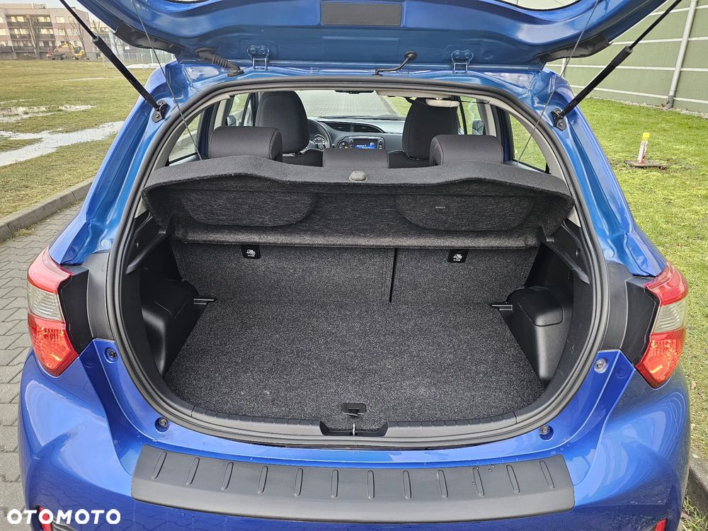 Toyota Yaris Hybrid 100 Premium EU6 - 7
