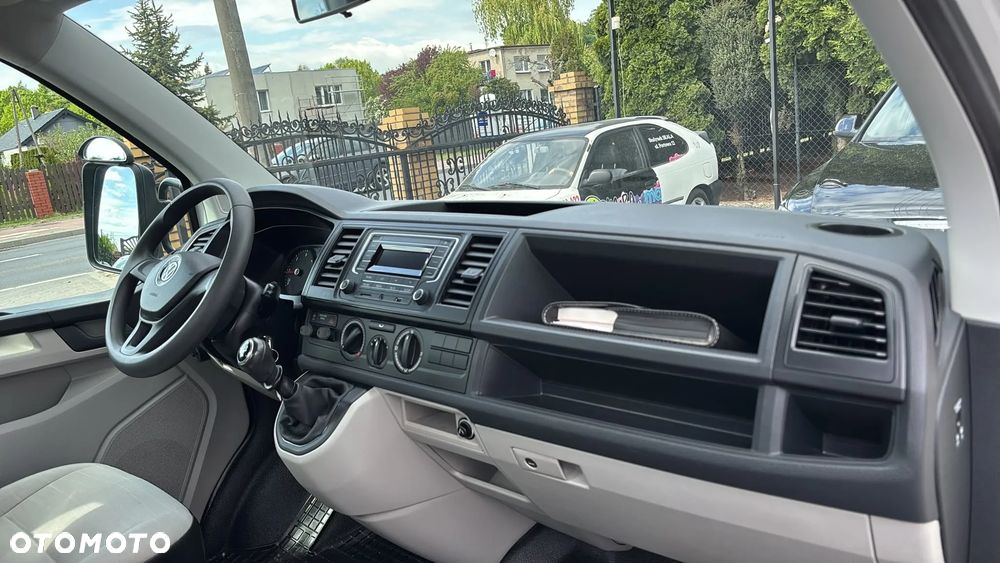 Volkswagen Transporter T6 - 16