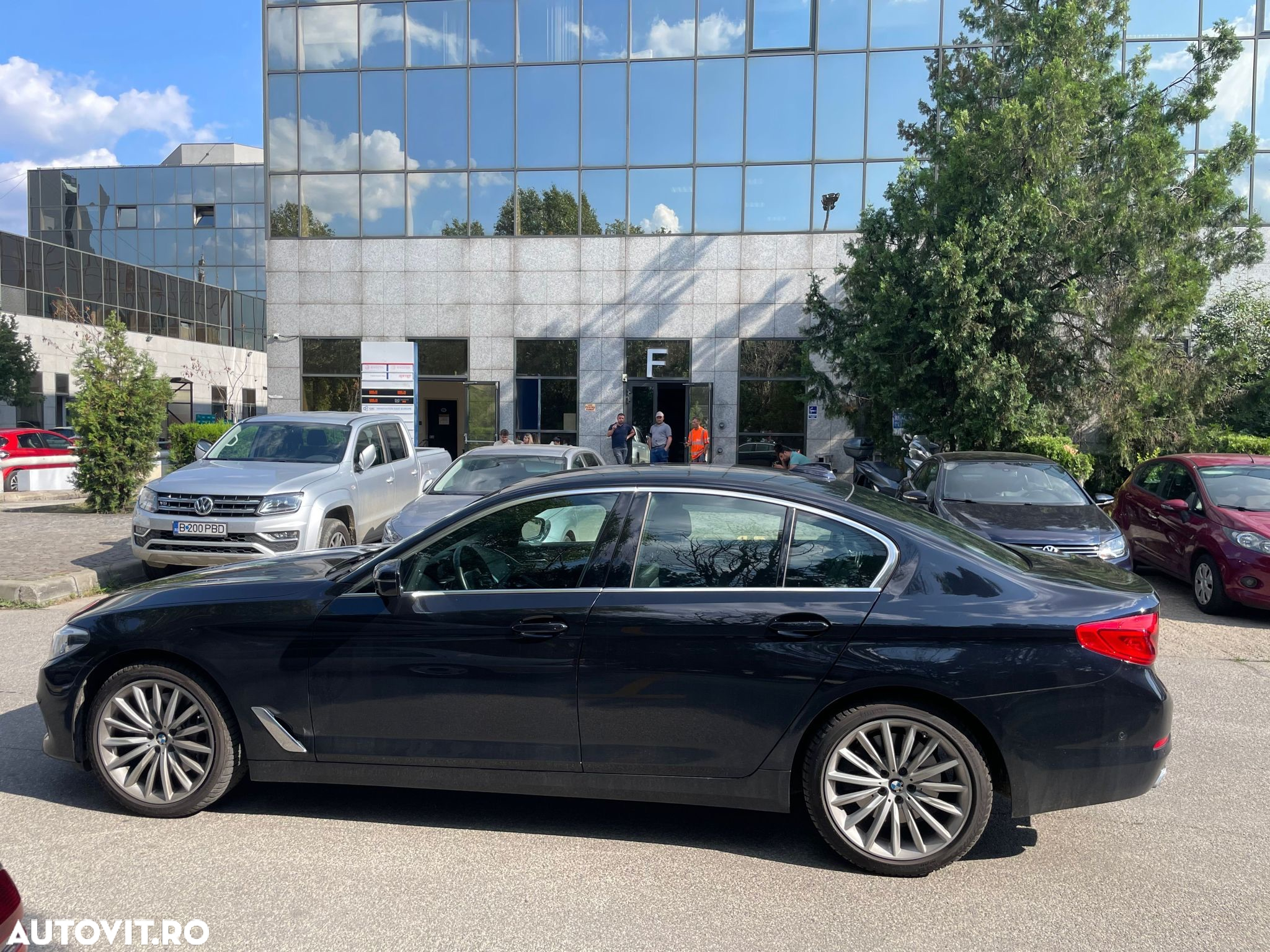 BMW Seria 5 540i xDrive AT - 10