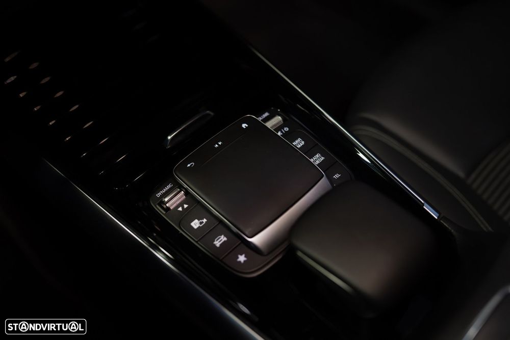 Mercedes-Benz GLA 250 e Progressive - 35