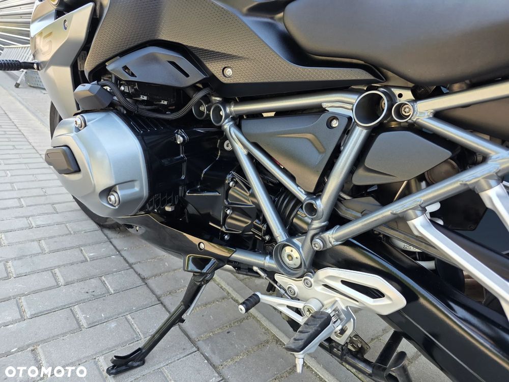BMW R - 10