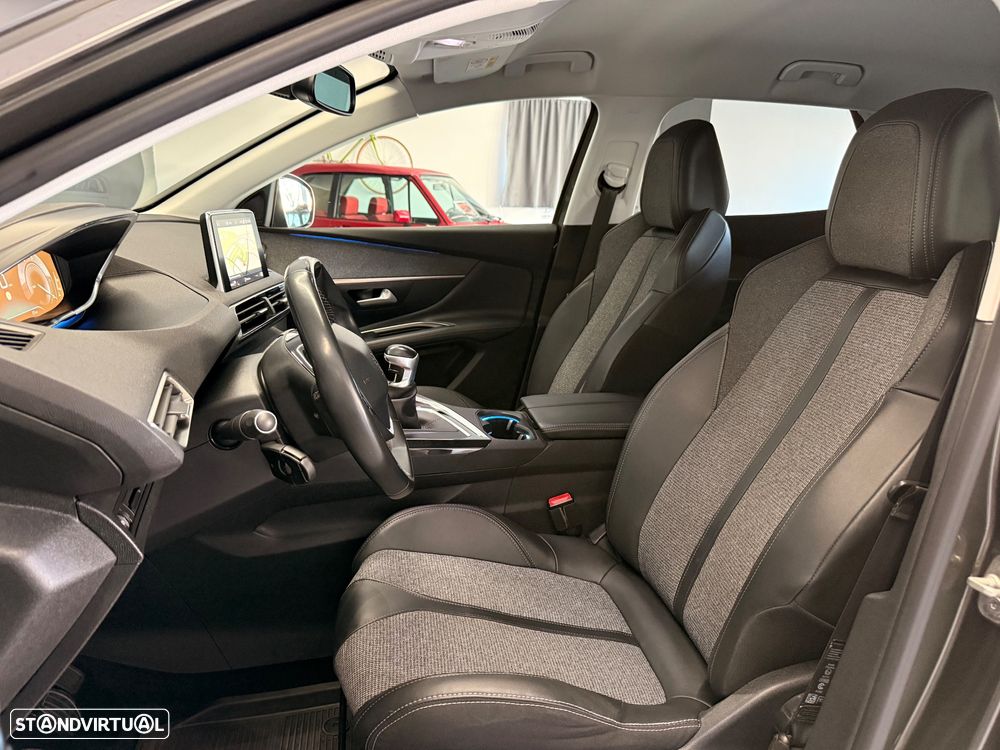Peugeot 3008 1.5 BlueHDi Allure - 26