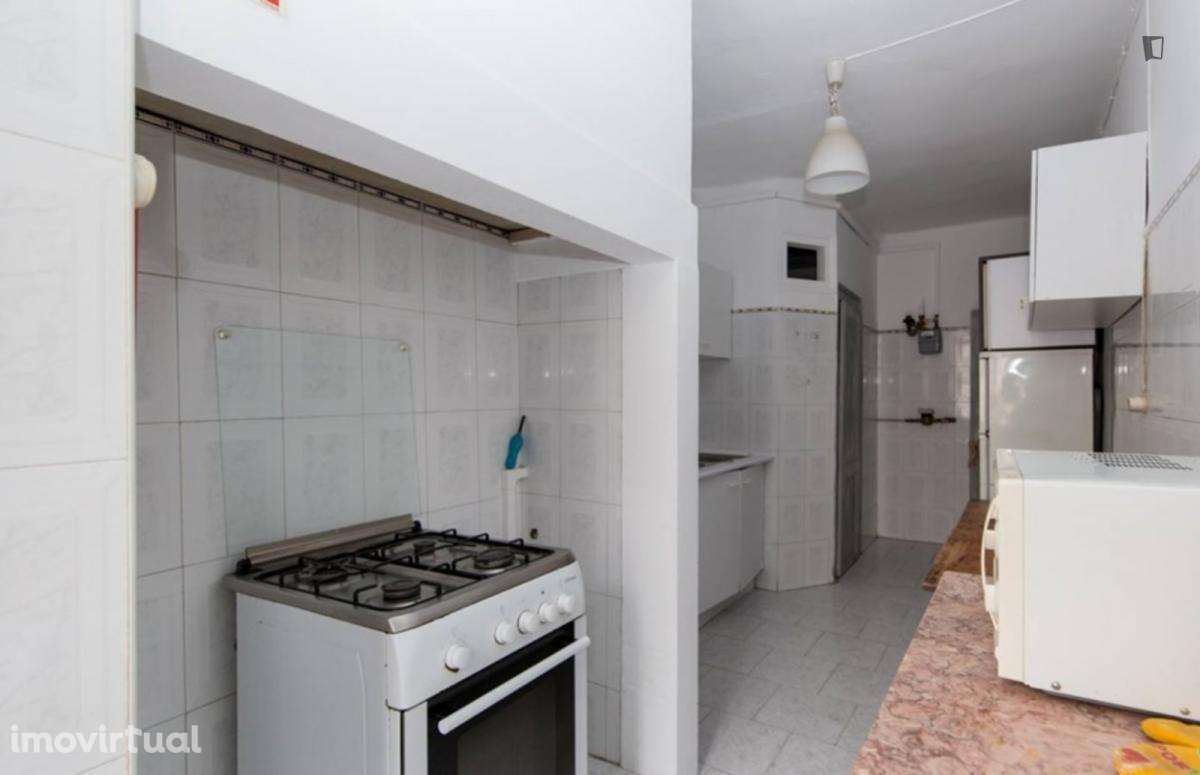 Quarto - localizado em Saldanha Lisbon - Grande imagem: 5/11