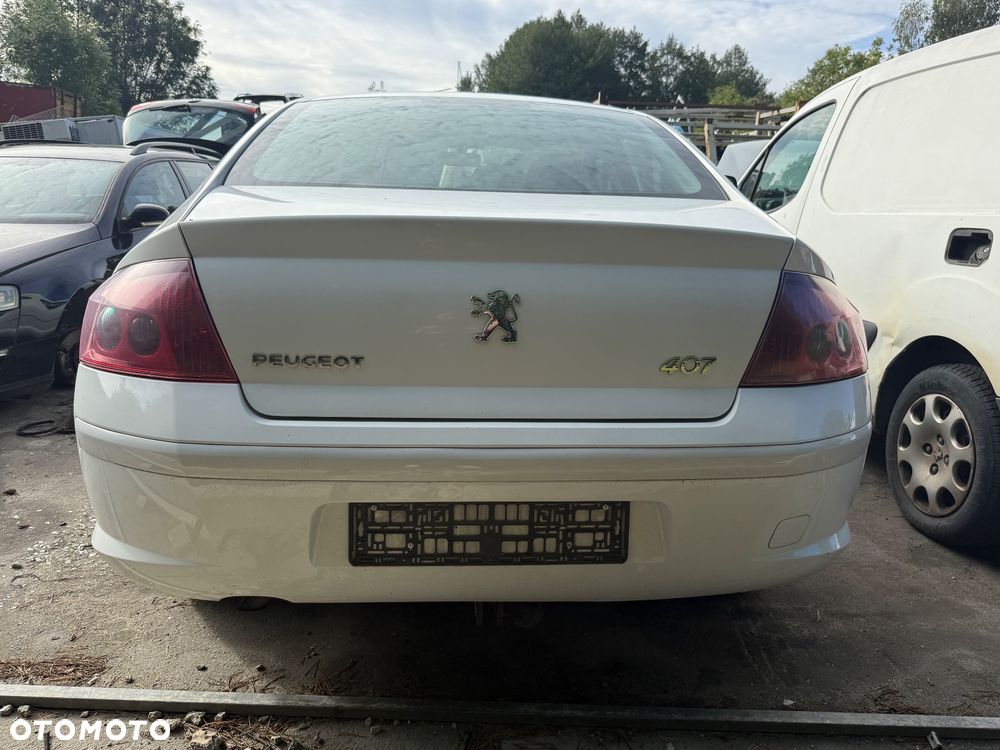 ZDERZAK TYLNY PEUGEOT 407 SEDAN - 1