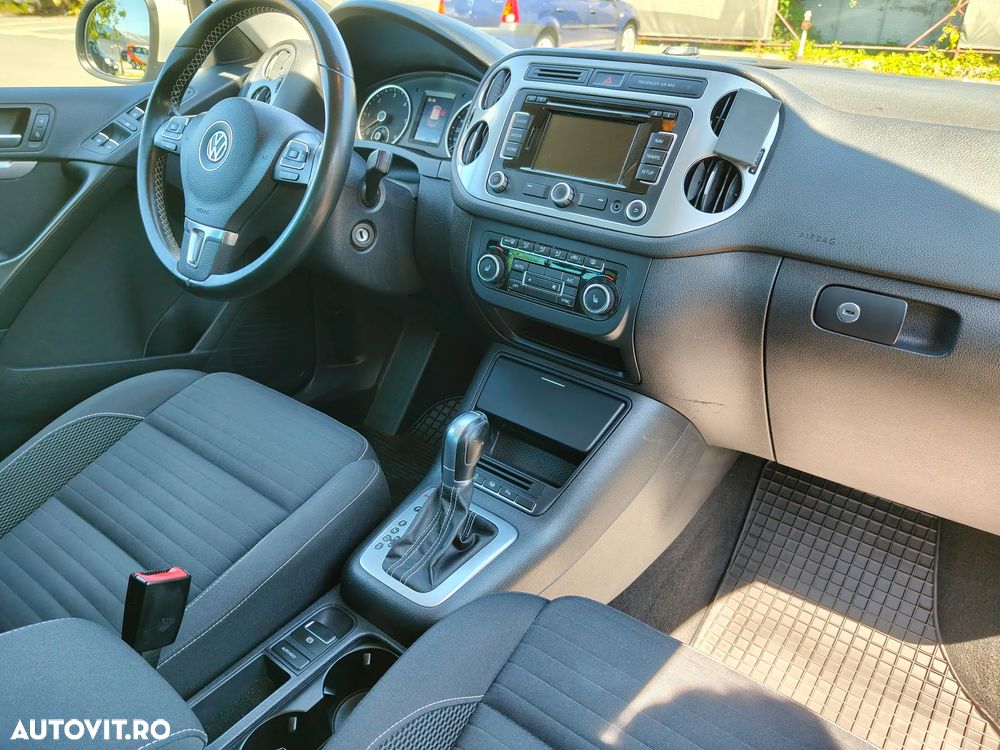 Volkswagen Tiguan 2.0 TDI 4Motion DSG Sport & Style - 12