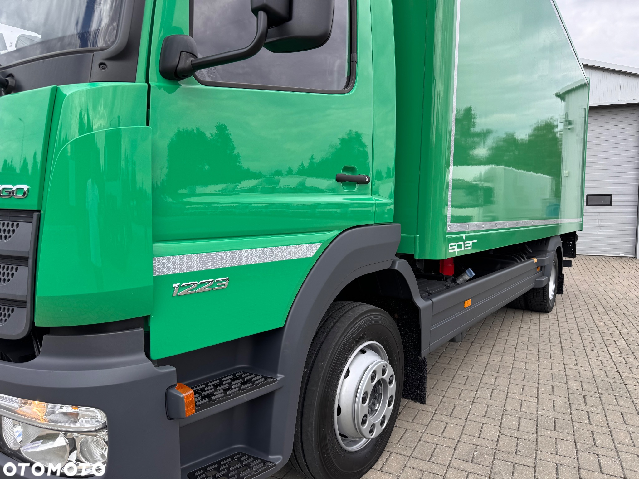 Mercedes-Benz ATEGO - 4