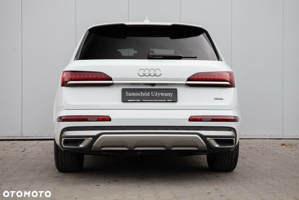 Audi Q7 - 8