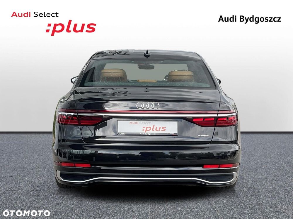 Audi A8 - 5