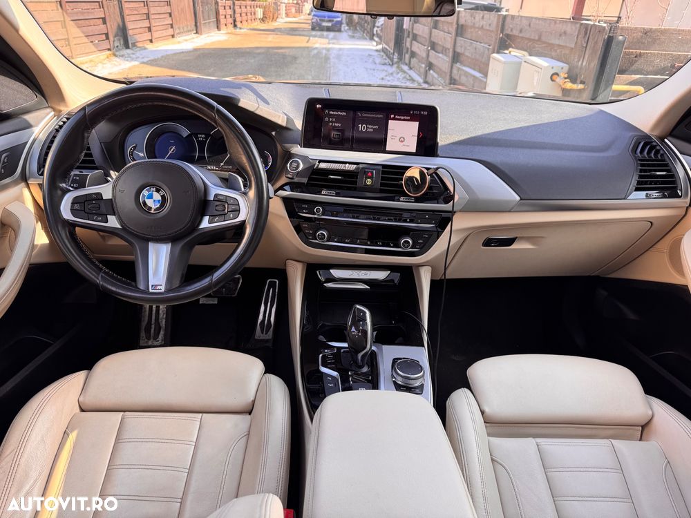 BMW X4 xDrive20i AT Advantage - 10