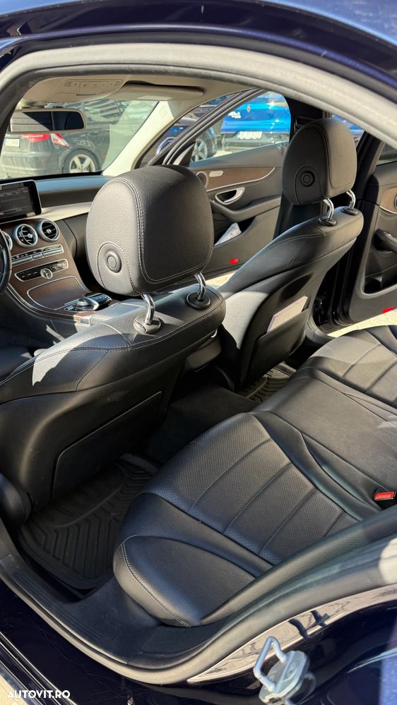 Mercedes-Benz C 220 d 4MATIC Aut. - 23