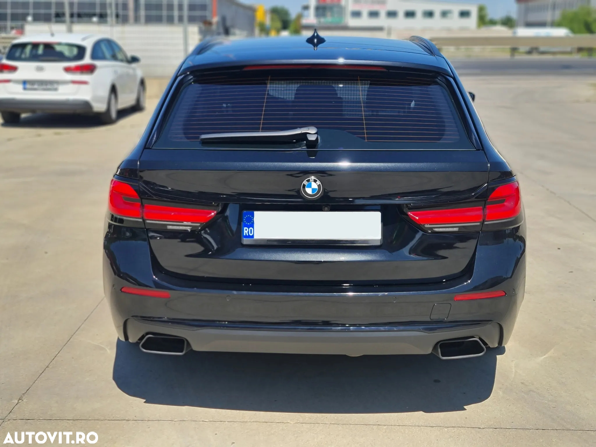 BMW Seria 5 530d xDrive Touring Aut. - 5