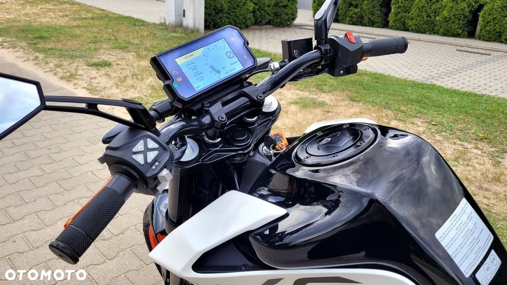 KTM Duke 125 - 12