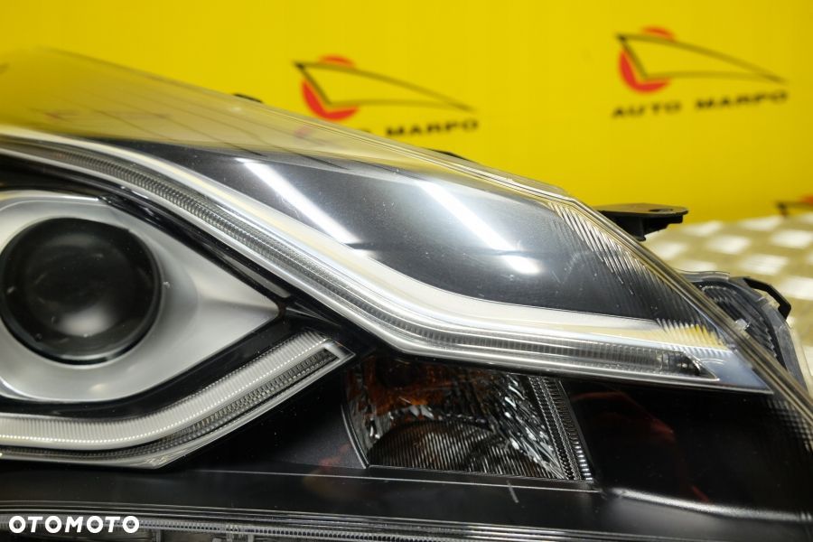 TOYOTA YARIS 2018 2019- REFLEKTOR LAMPA ZWYKŁA SOCZEWKOWA Z LED R USA - 6