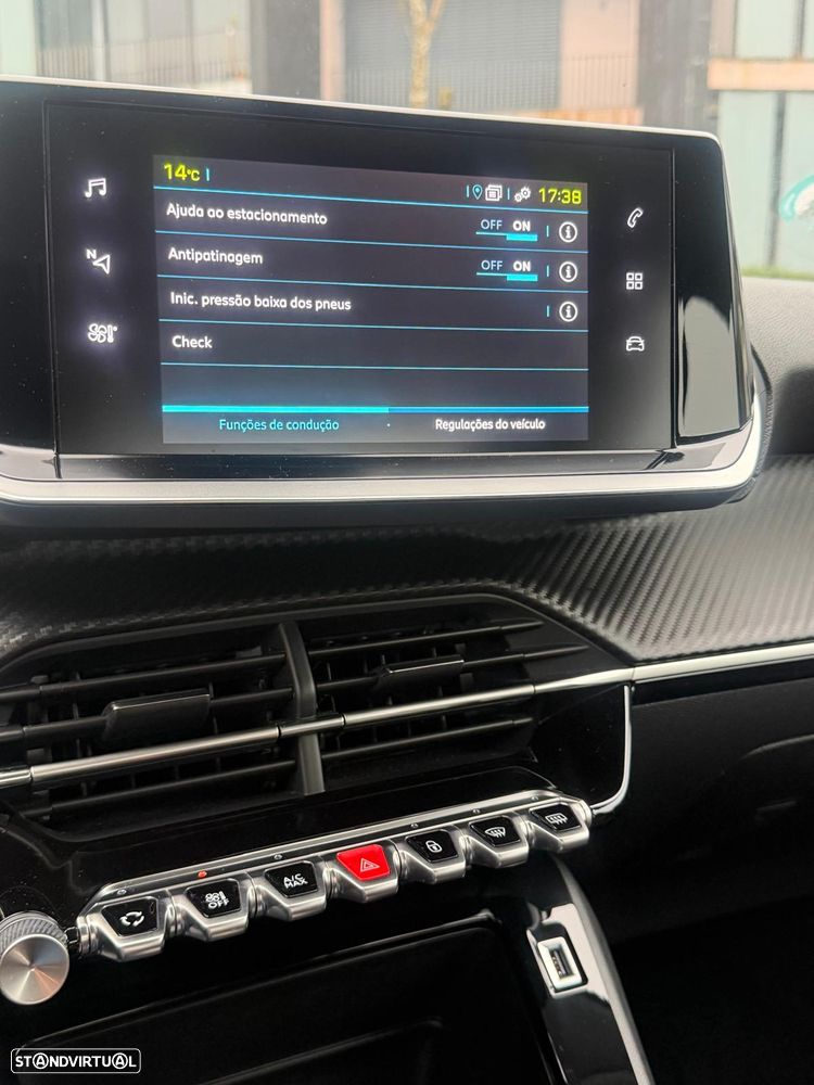 Peugeot e-208 50 kWh Active Pack - 6