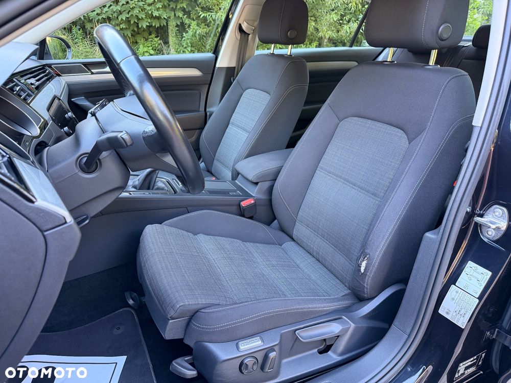 Volkswagen Passat 2.0 TDI EVO Business - 8