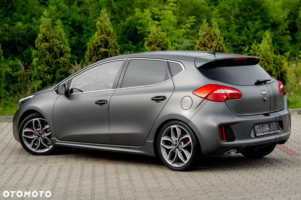 Kia Ceed 1.6 T-GDI GT - 3