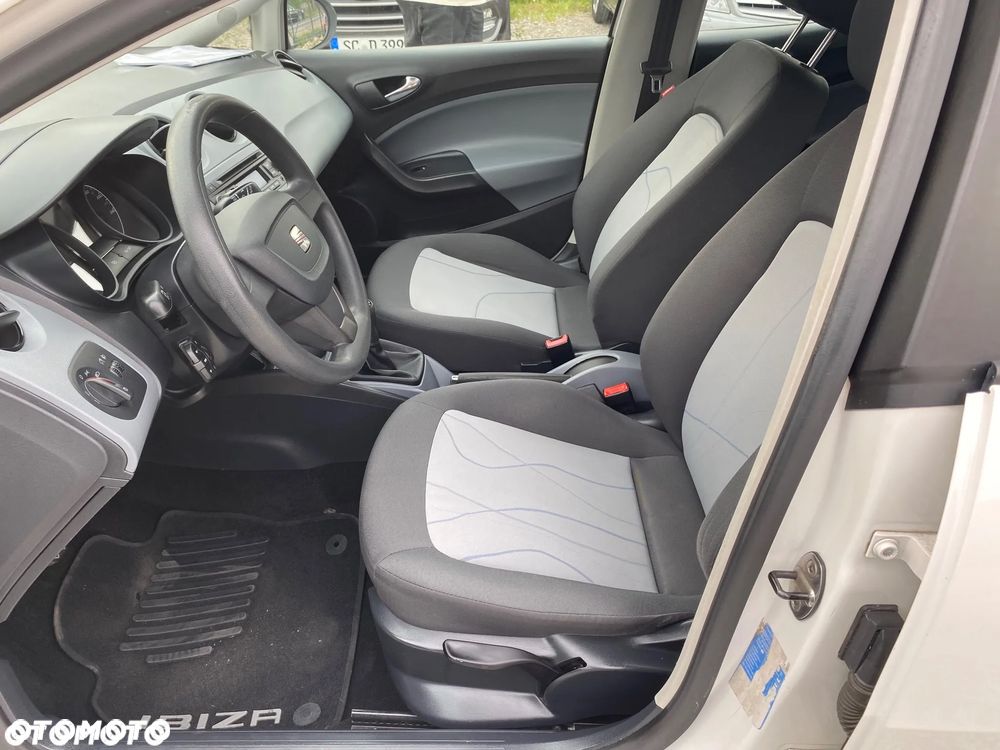 Seat Ibiza 1.4 16V Reference - 22