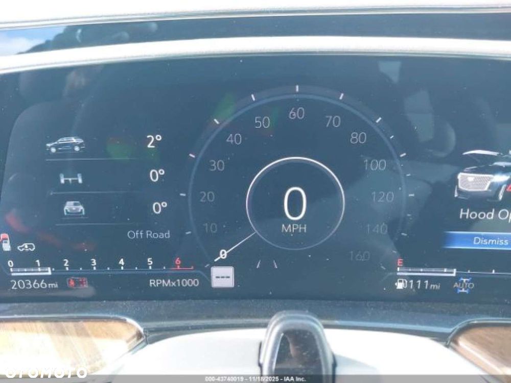 Cadillac Escalade - 9