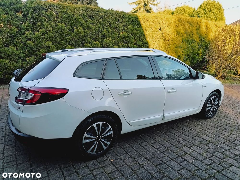 Renault Megane ENERGY dCi 130 Start & Stop Bose Edition - 6