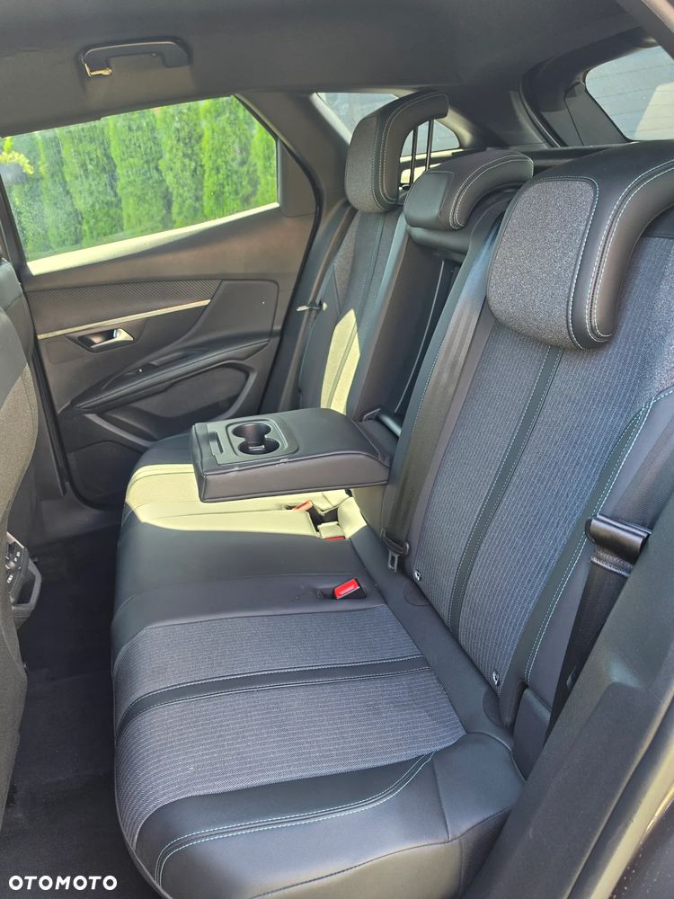 Peugeot 3008 PureTech 130 Stop & Start GPF EAT8 Allure - 14