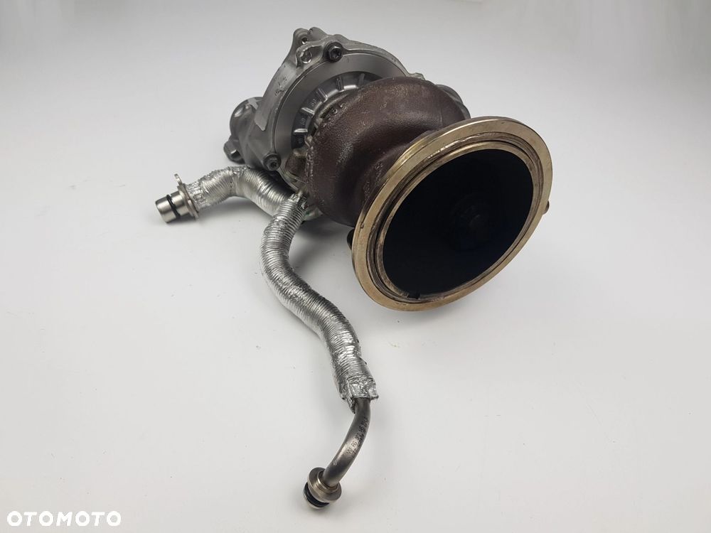 Turbosprężarka Turbina Porsche Panamera 971 Audi A8 S8 RS6 RS7 4.0 V8 TFSI - 4