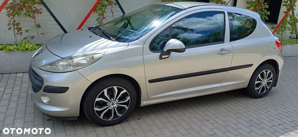 Peugeot 207 - 5