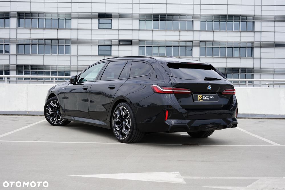 BMW Seria 5 520d xDrive mHEV - 4