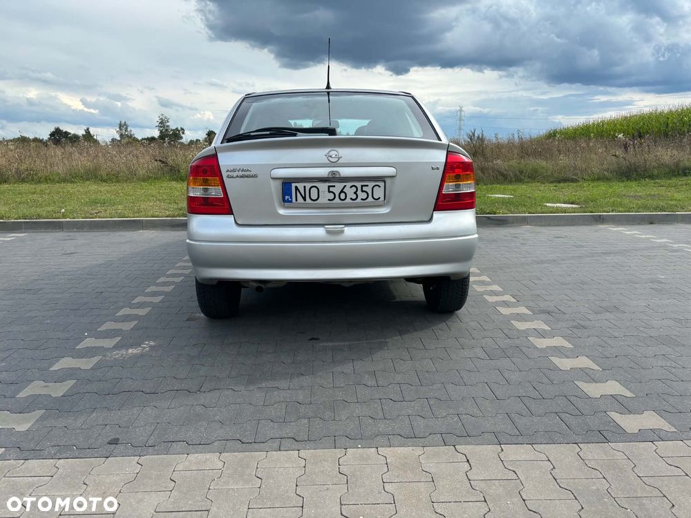 Opel Astra - 12