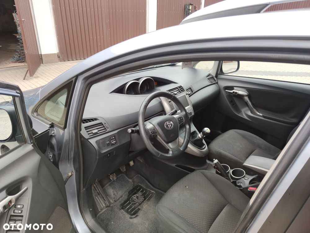Toyota Verso 2.0 D-4D Premium 7os - 9