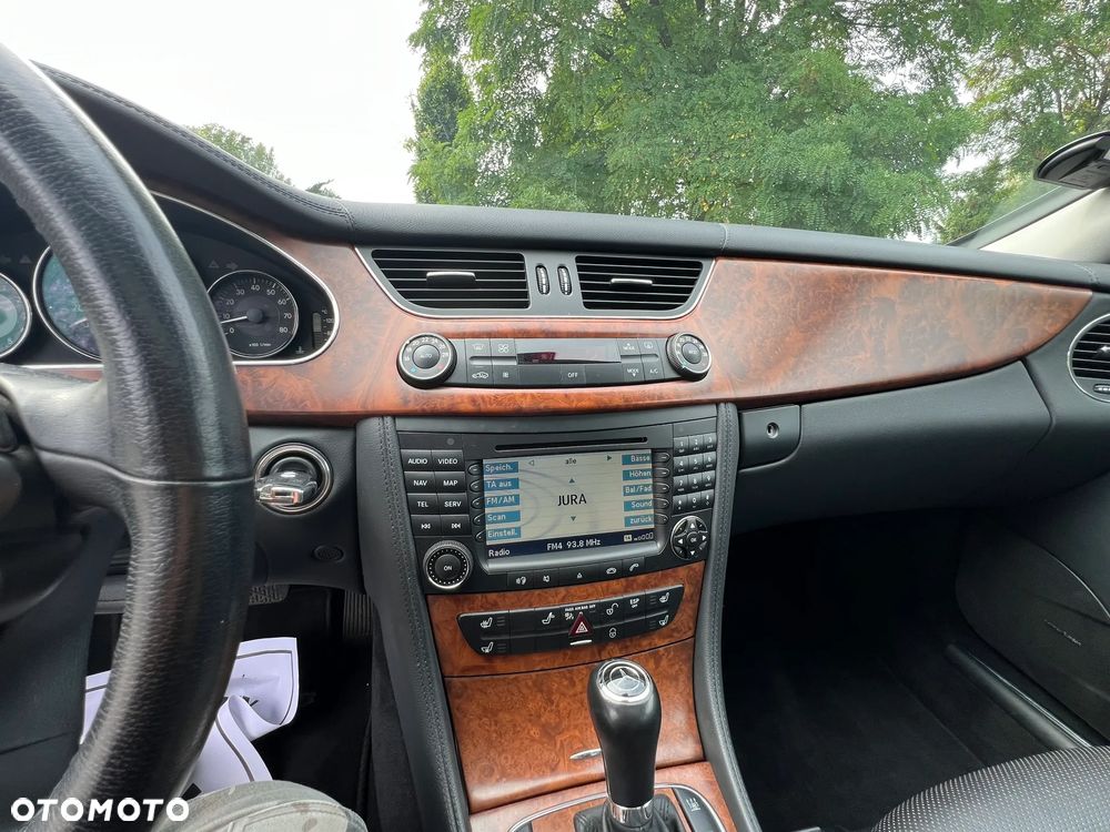 Mercedes-Benz CLS - 16
