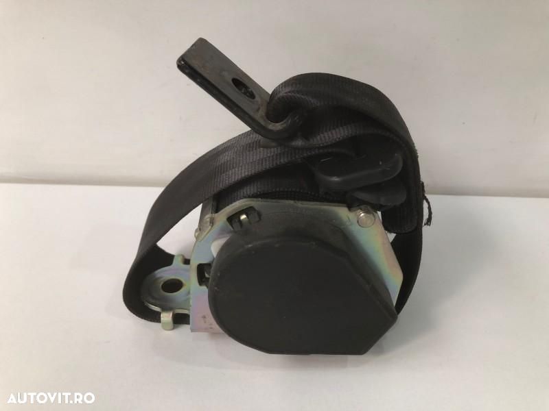 Centura de siguranta stanga spate Renault Fluence (2009-2012) 888400034r - 2