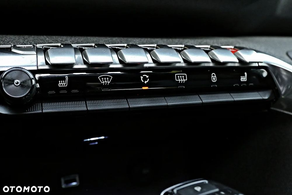 Peugeot 3008 - 26
