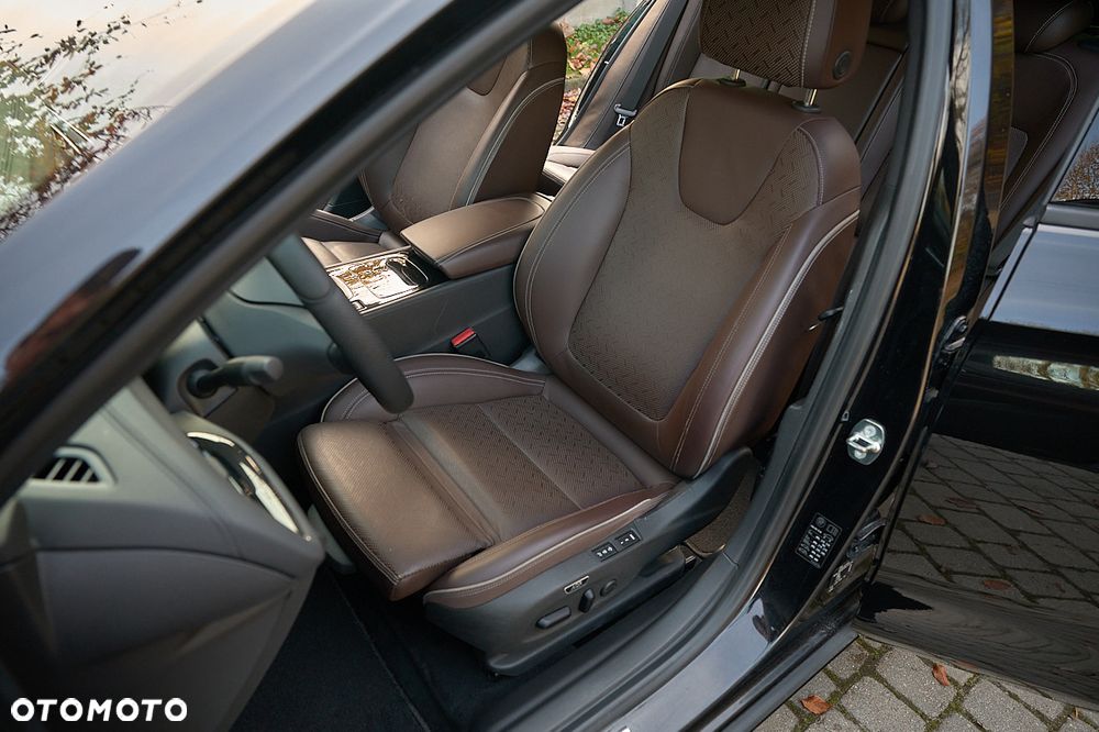 Opel Insignia - 21