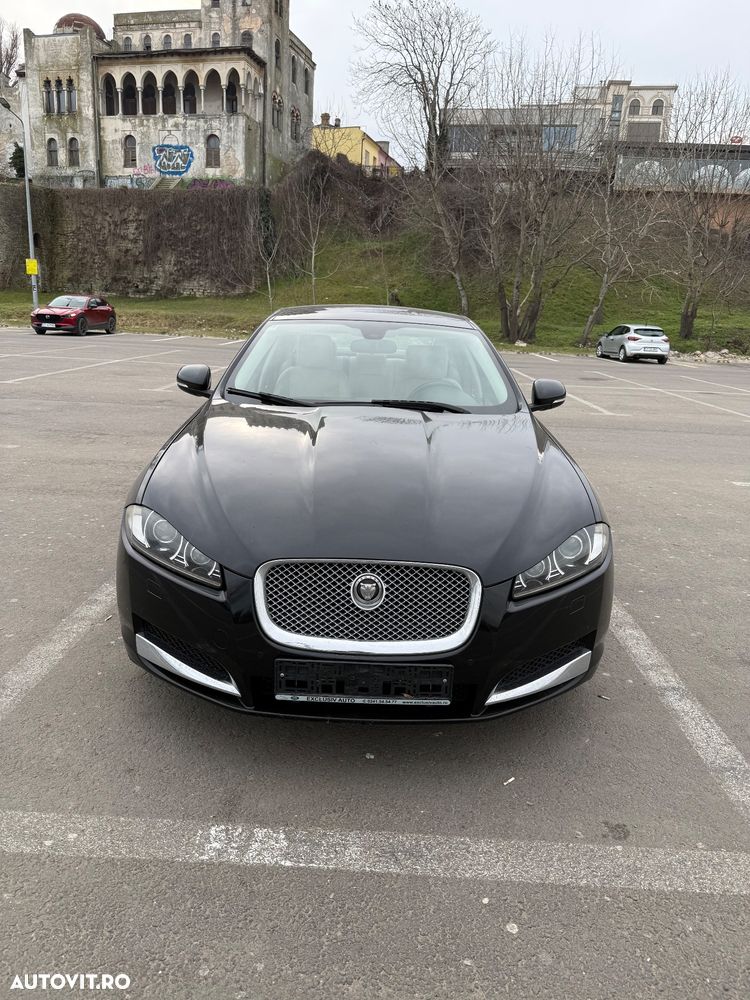 Jaguar XF 2.2D Premium Luxury - 2