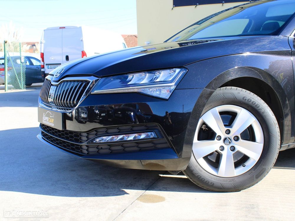 Skoda Superb Break 2.0 TDI Ambition DSG - 9
