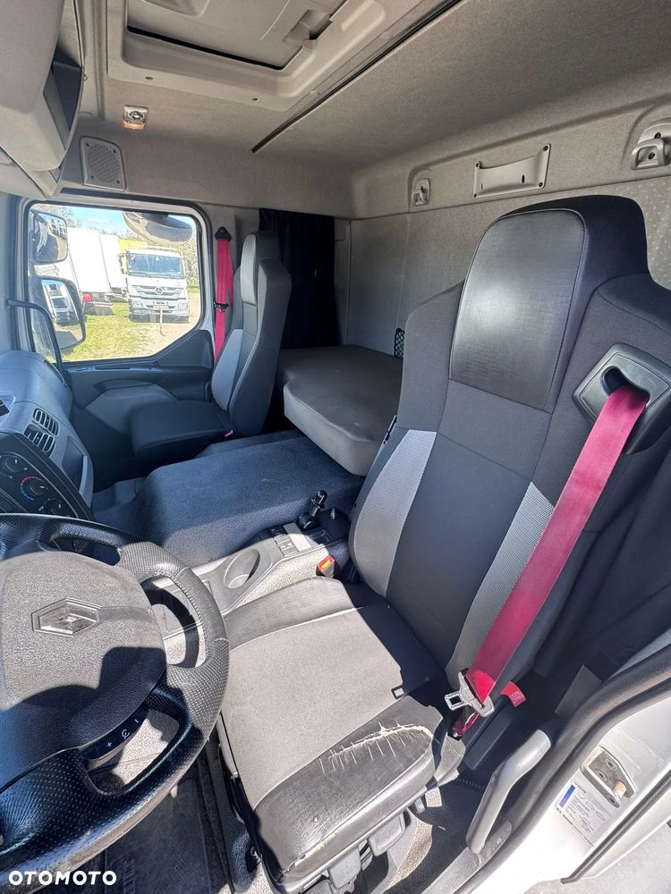 Renault D26 320 (160) - 10