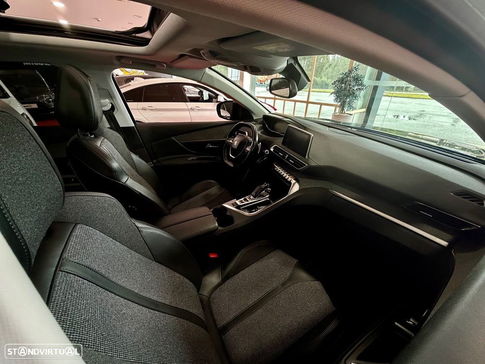 Peugeot 3008 PureTech 130 Stop & Start GPF EAT8 Active Business-Pack - 6