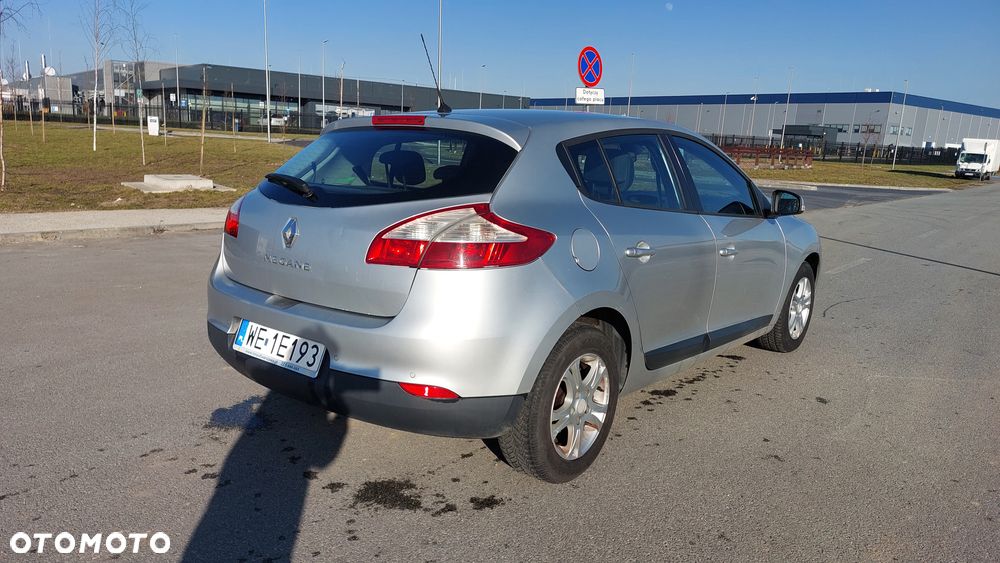 Renault Megane 1.5 dCi Dynamique - 4