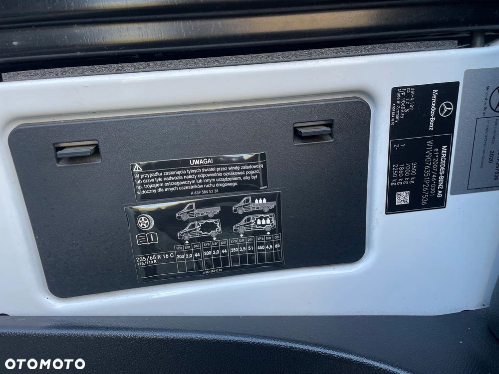 Mercedes-Benz SPRINTER - 22