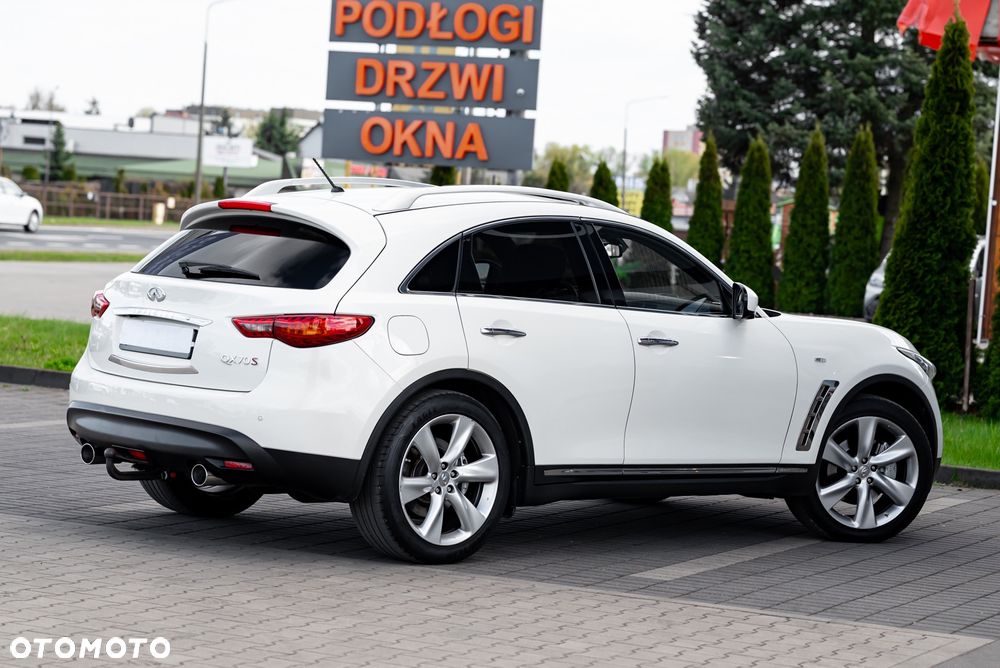 Infiniti QX70 3.0d S - 14