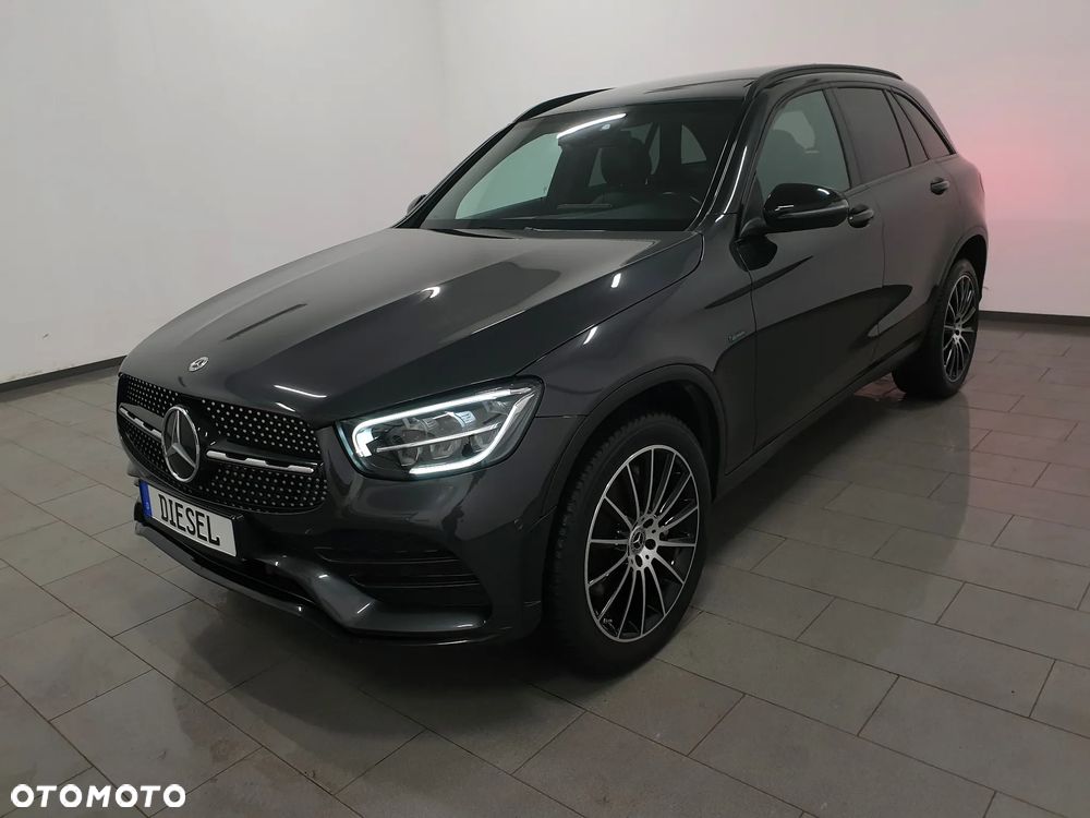 Mercedes-Benz GLC 300 de 4Matic 9G-TRONIC AMG Line Plus - 1
