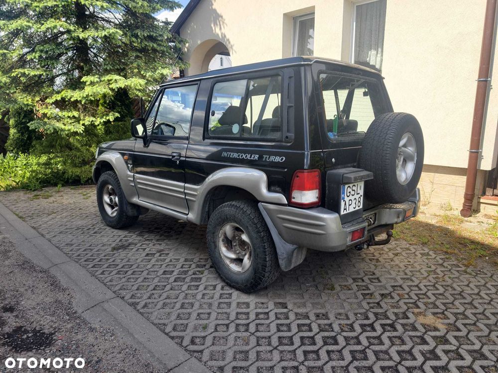 Hyundai Galloper - 2